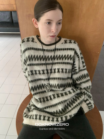 DKZ OFFICIAL Vintage Striped Crewneck Sweater