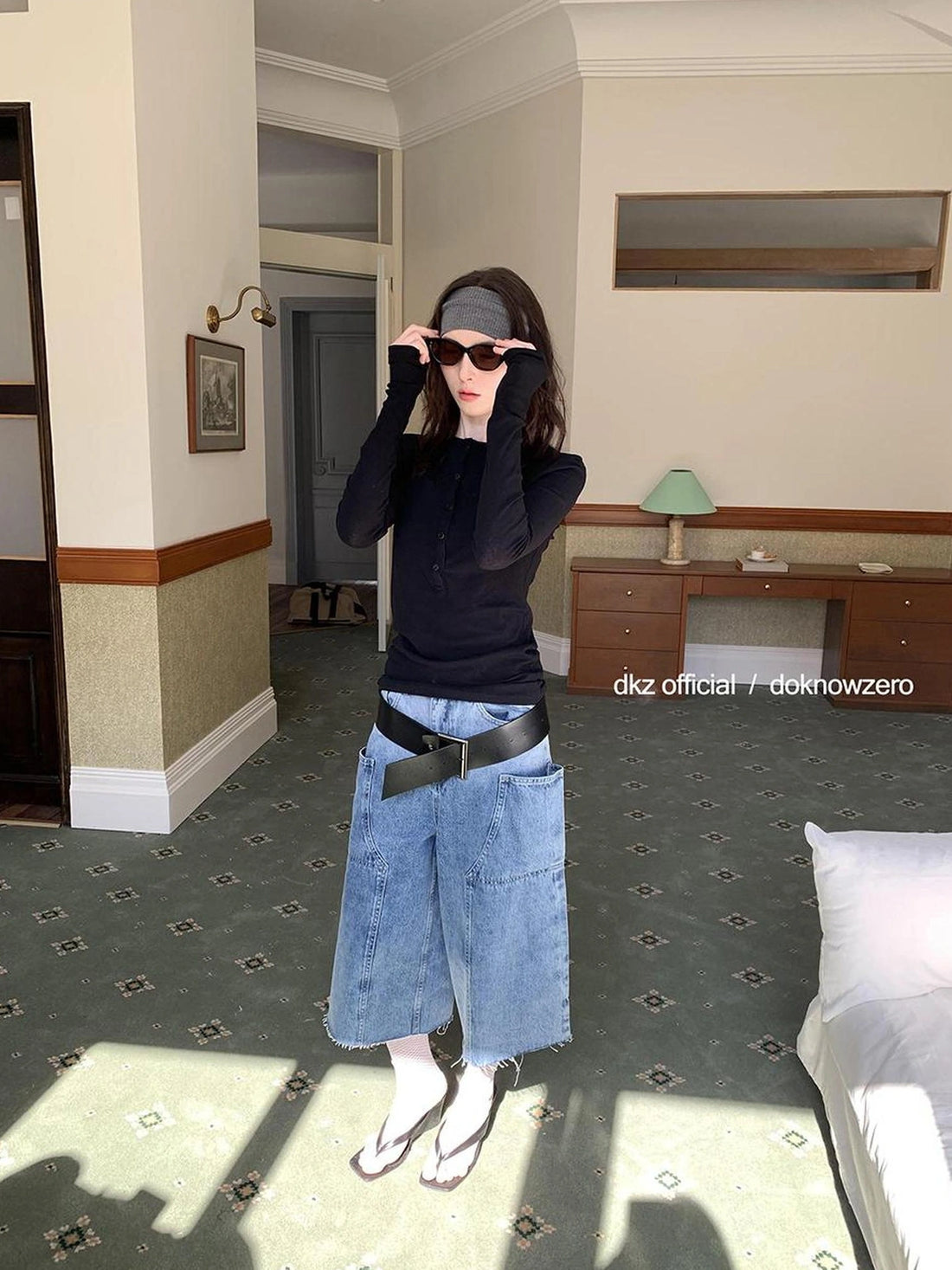 DKZ OFFICIAL Vintage Washed Blue Relaxed Cargo Cropped Jeans