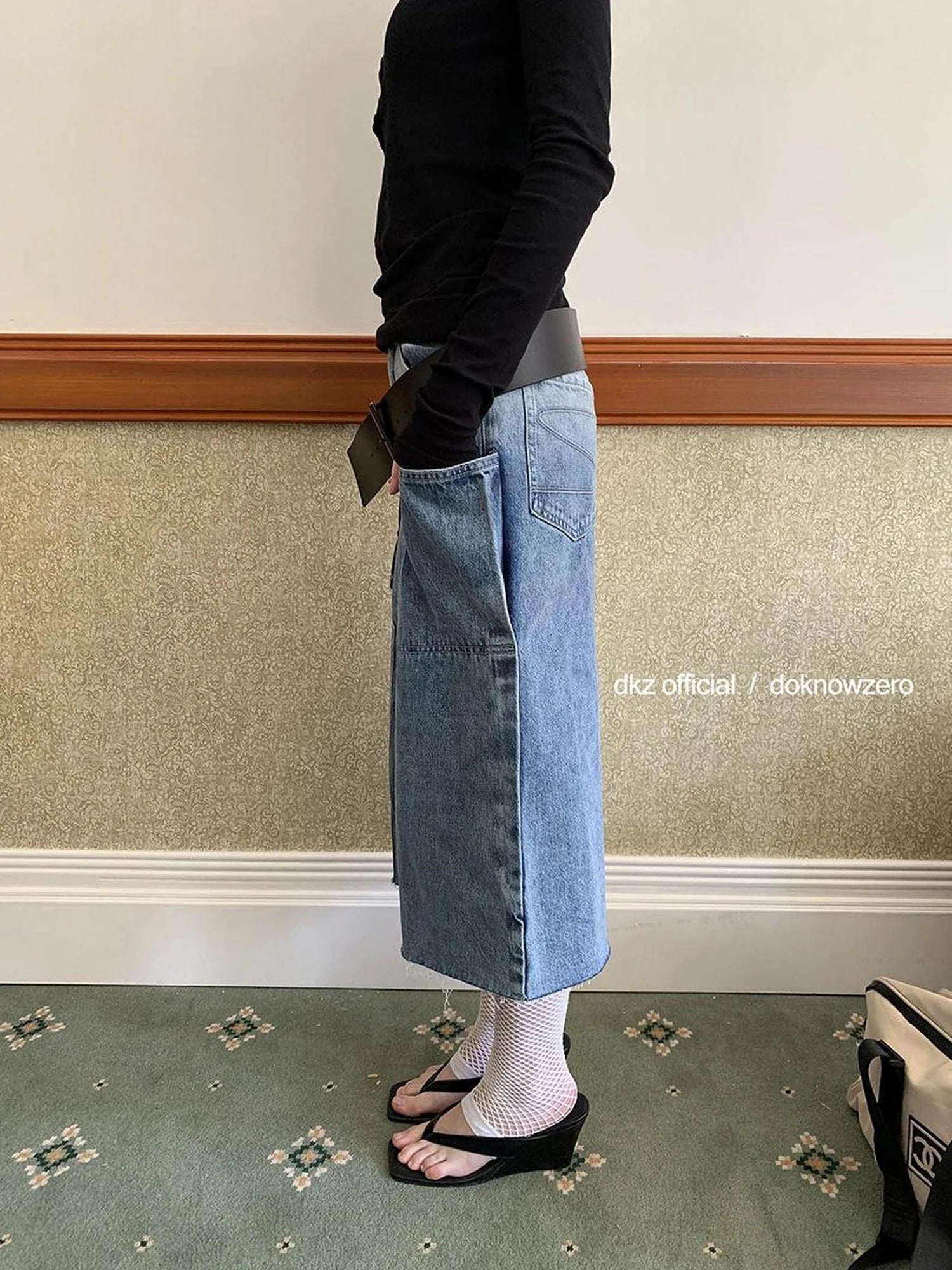 DKZ OFFICIAL Vintage Washed Blue Relaxed Cargo Cropped Jeans