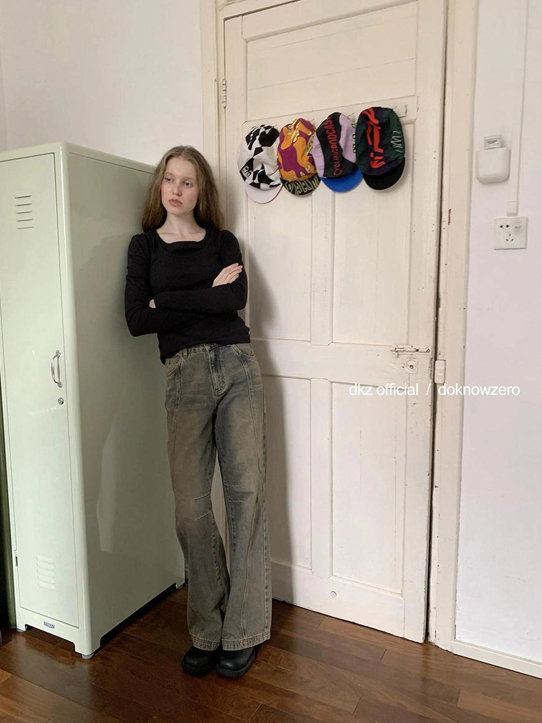 DKZ OFFICIAL Vintage Washed Blue Wide Leg Deconstructed Jeans