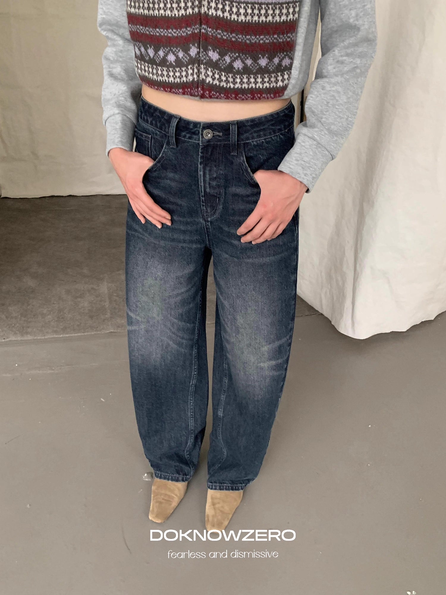 DKZ_OFFICIAL_Vintage_Washed_Wide_Leg_Denim_Pants_With_Rivet_Details_MISSTT