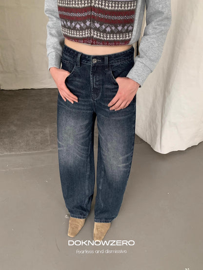 DKZ_OFFICIAL_Vintage_Washed_Wide_Leg_Denim_Pants_With_Rivet_Details_MISSTT
