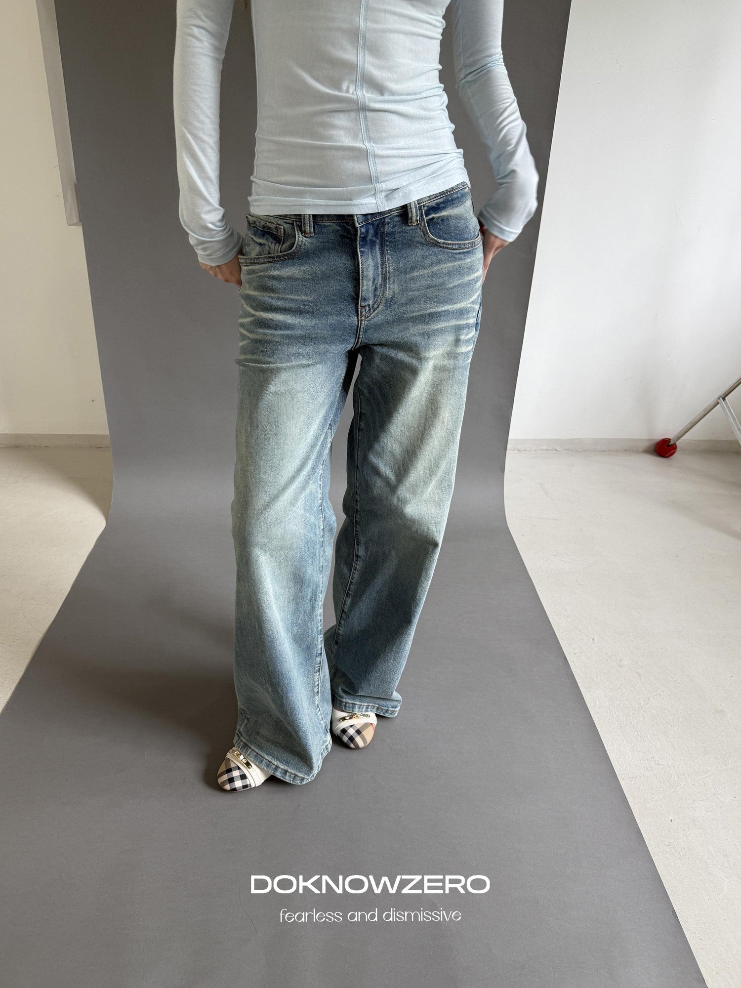 DKZ OFFICIAL Washed Vintage Blue Button Fly Natural Waist Women&