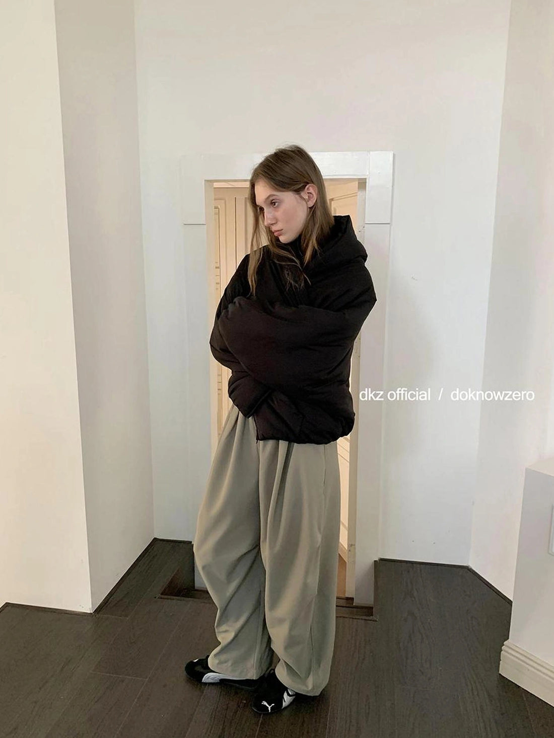 DKZ OFFICIAL Waterproof Loose Fit Outdoor Trousers For Women