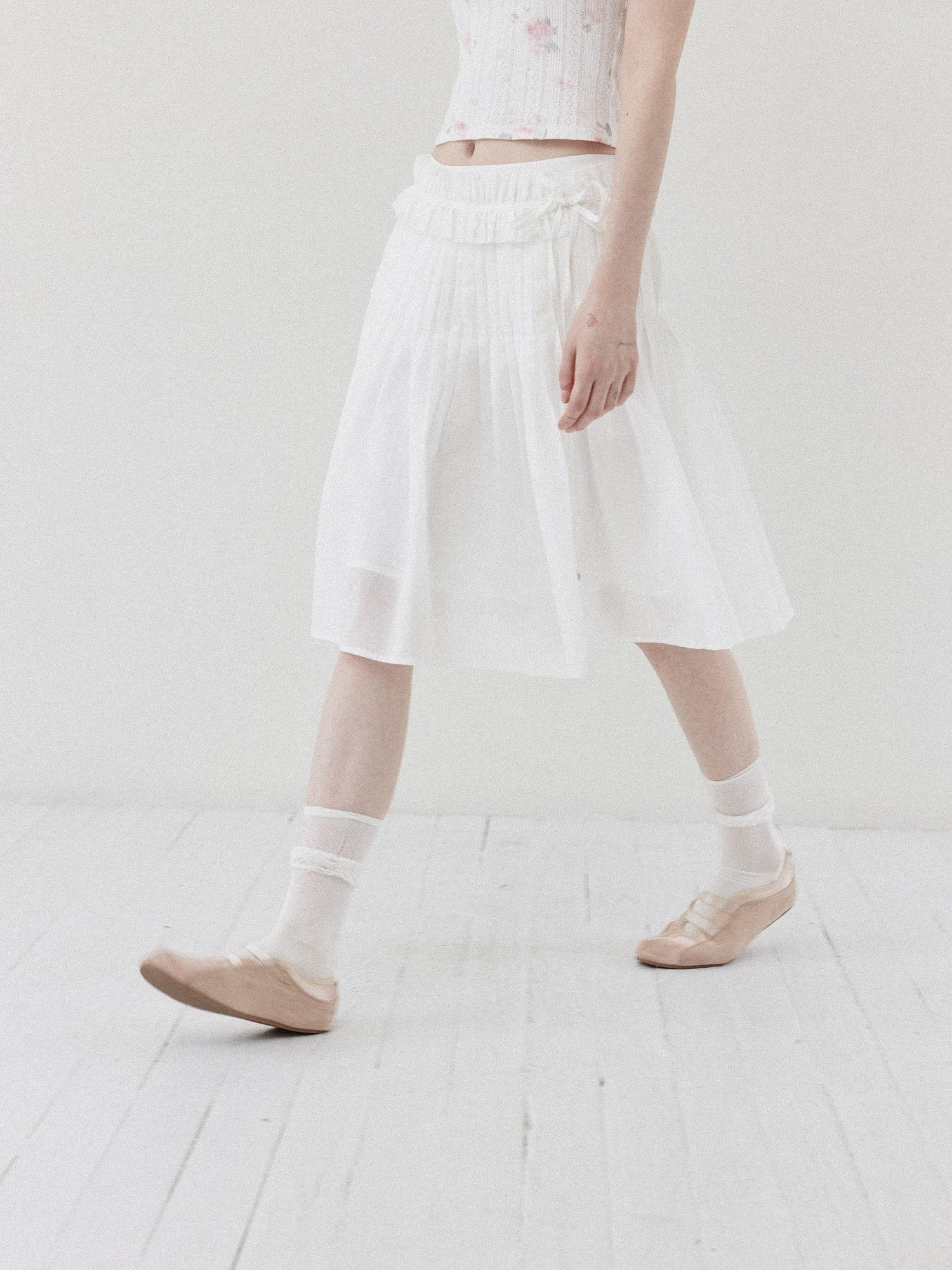 DKZ OFFICIAL White Ballet Detachable Belt Pleated A Line Women&