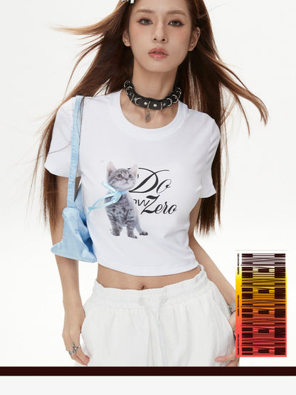 DKZ OFFICIAL White Cat And Text Print Round Neck Short Sleeve Women&