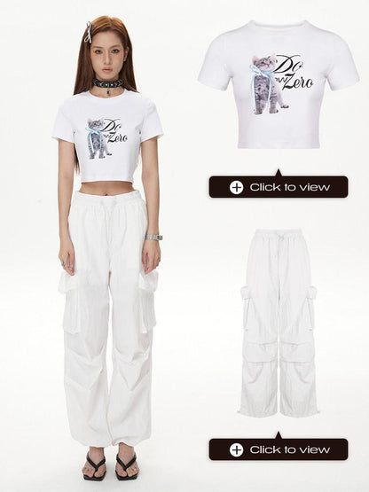 DKZ OFFICIAL White Cat And Text Print Round Neck Short Sleeve Women&