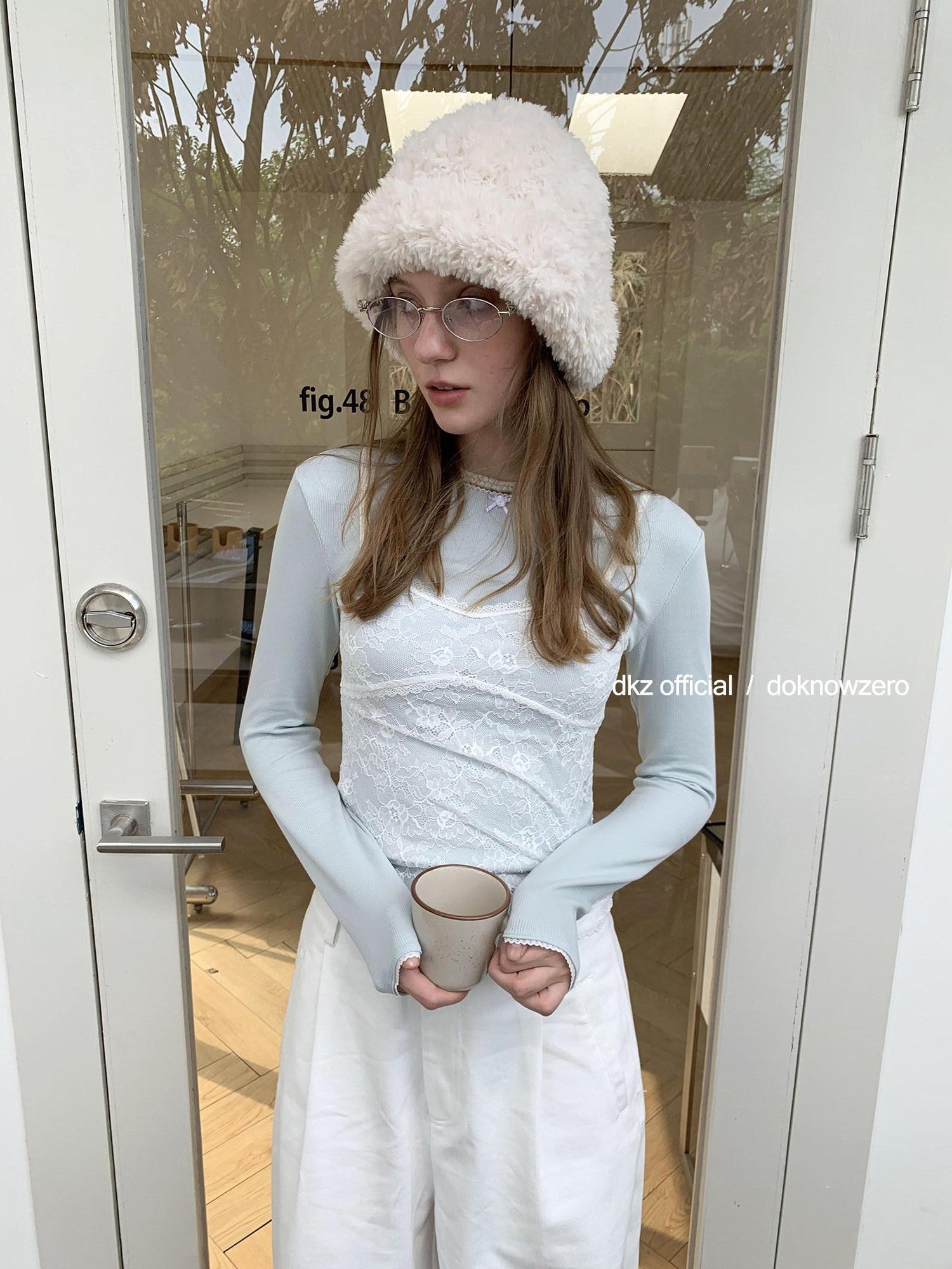 DKZ OFFICIAL White Embroidered Cutout Layered Women&
