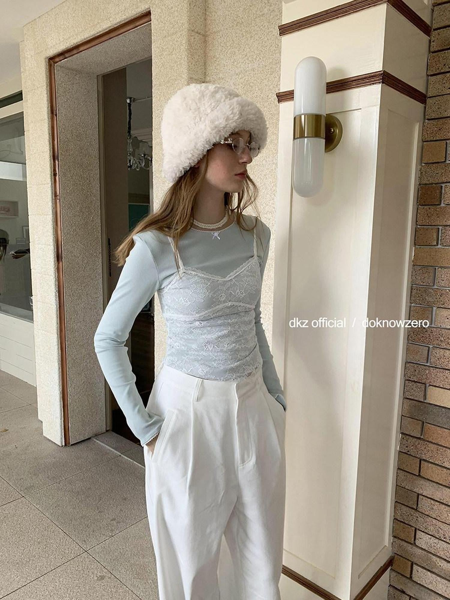 DKZ OFFICIAL White Embroidered Cutout Layered Women&