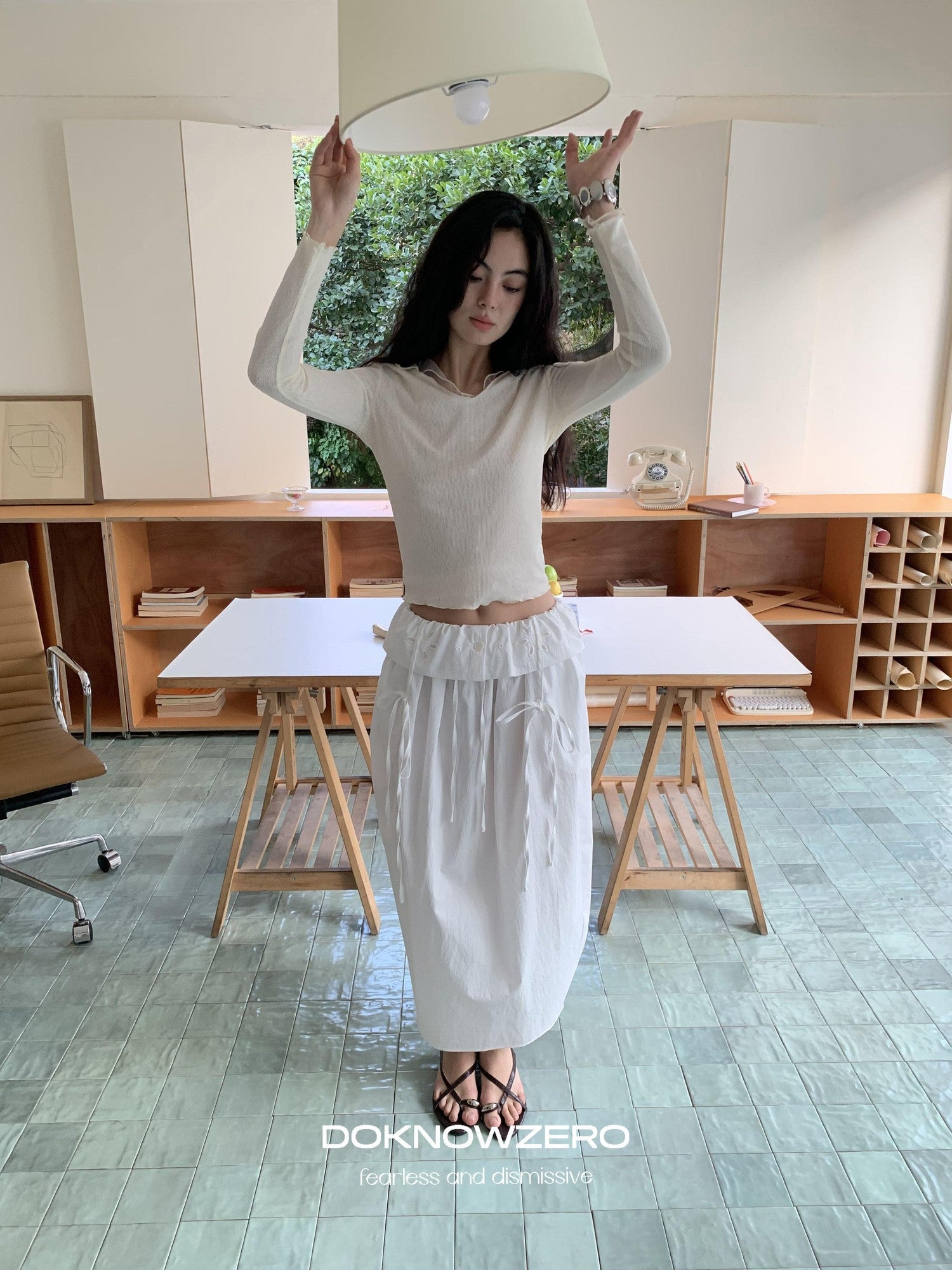 DKZ OFFICIAL White Embroidered Waistband Lantern Women&