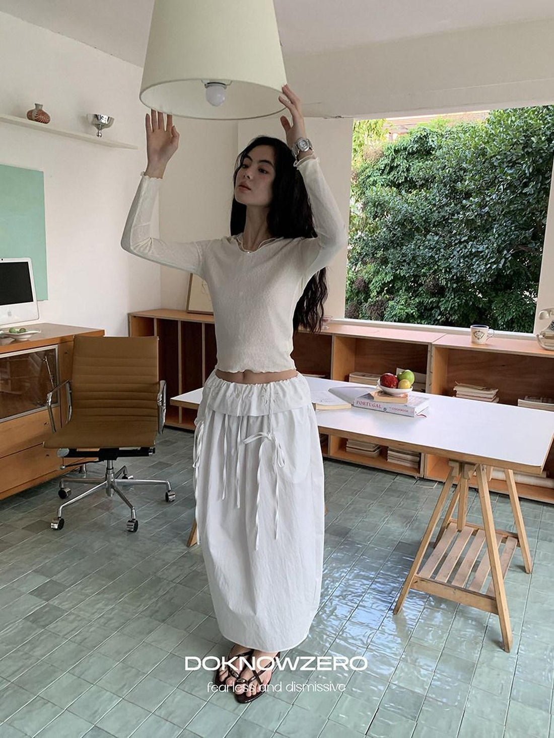 DKZ OFFICIAL White Embroidered Waistband Lantern Women&