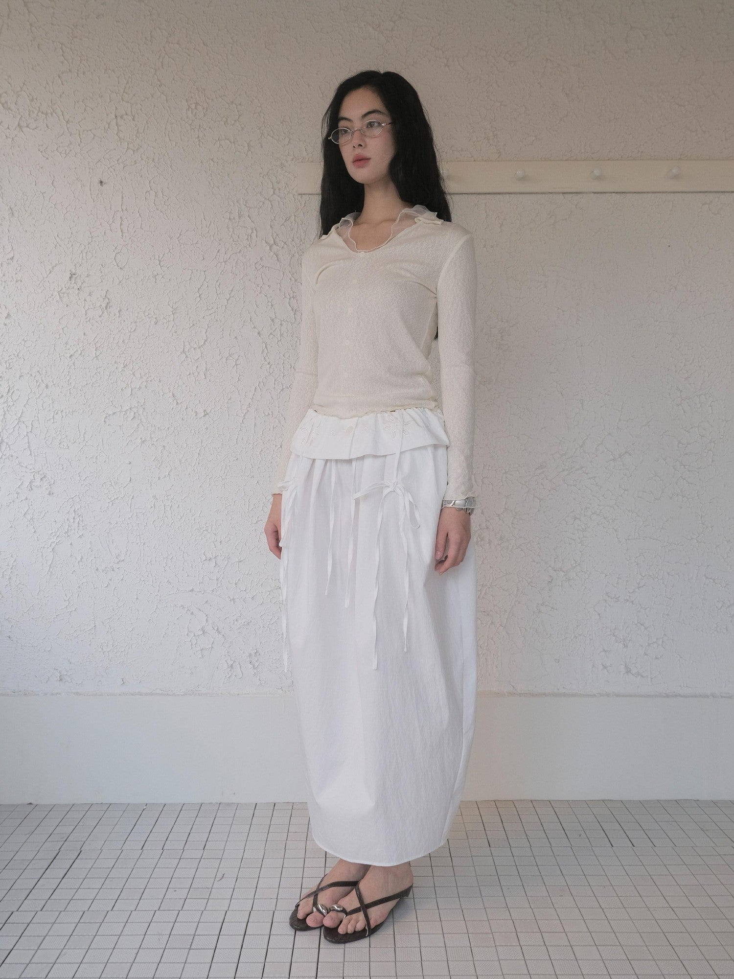 DKZ OFFICIAL White Embroidered Waistband Lantern Women&