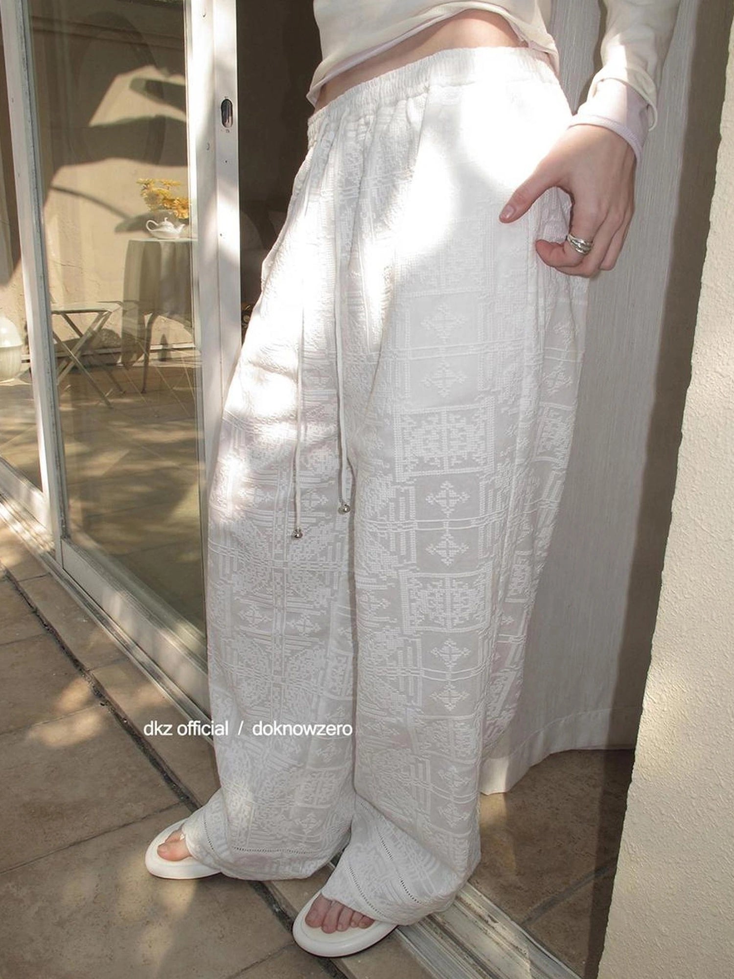 DKZ OFFICIAL White Lace Drawstring Wide Leg Trousers With Lining