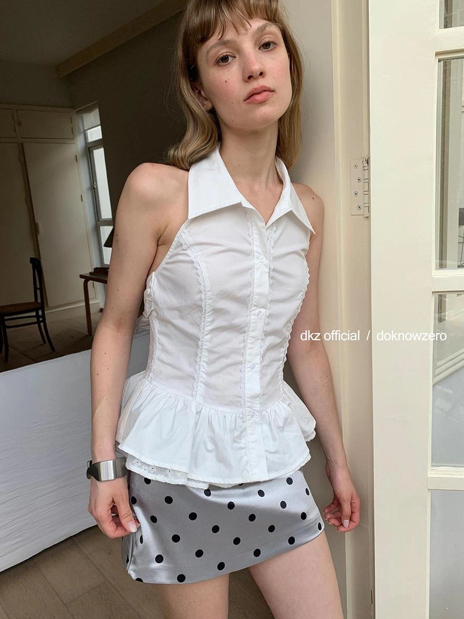 DKZ OFFICIAL White Lace Halter Top With Flounced Hem