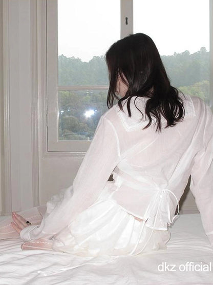 DKZ OFFICIAL White Lace Ruffle Trim Pleated Overshirt