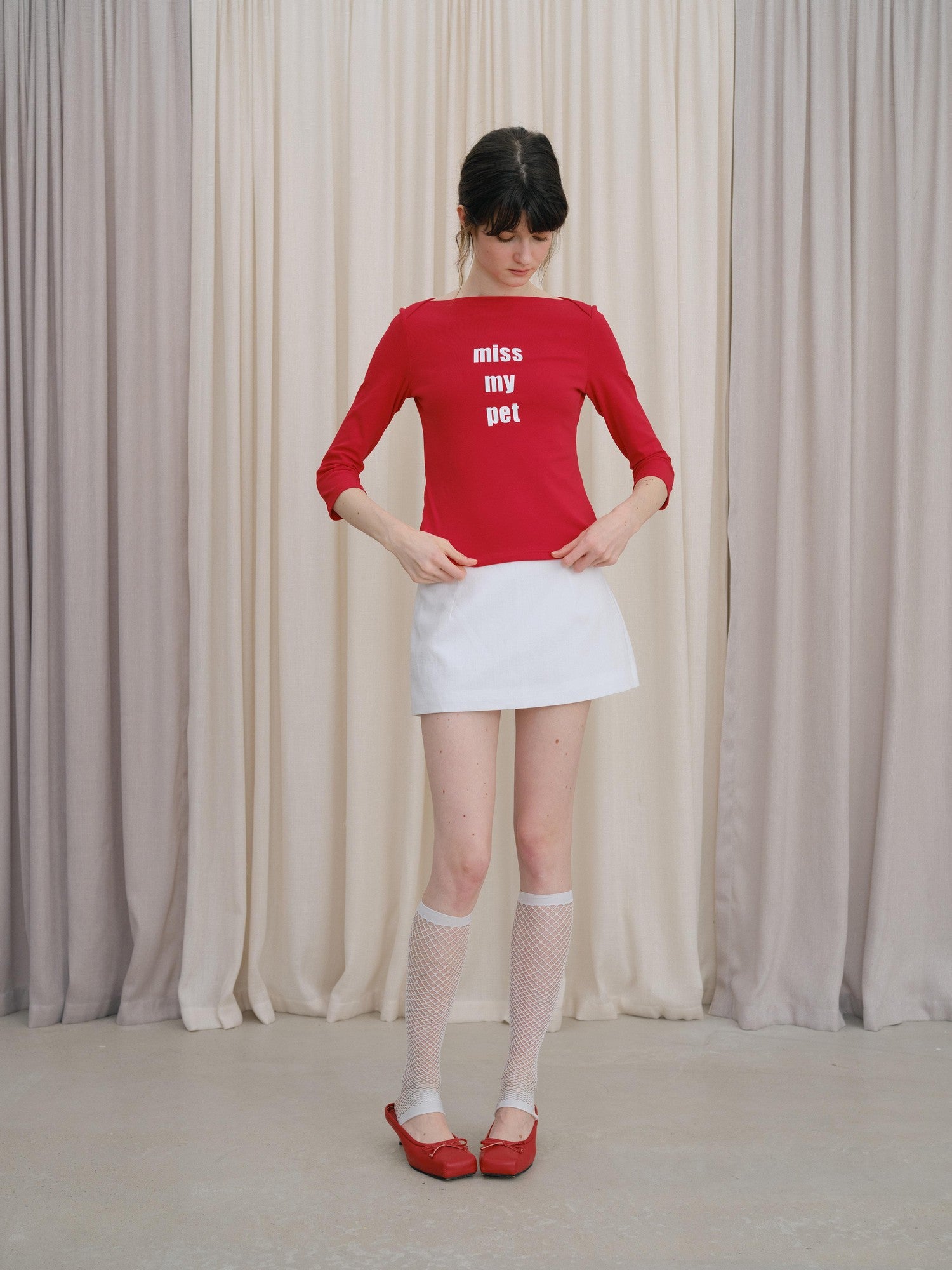 DKZ OFFICIAL White Minimal H Shape Straight Mid Waist Women&