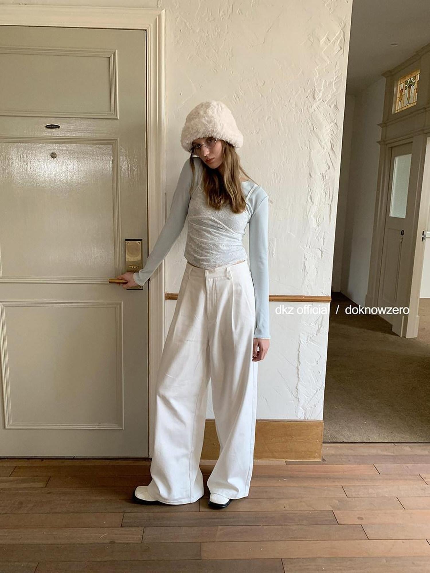 DKZ OFFICIAL White Pocket Draped Minimalist Women&