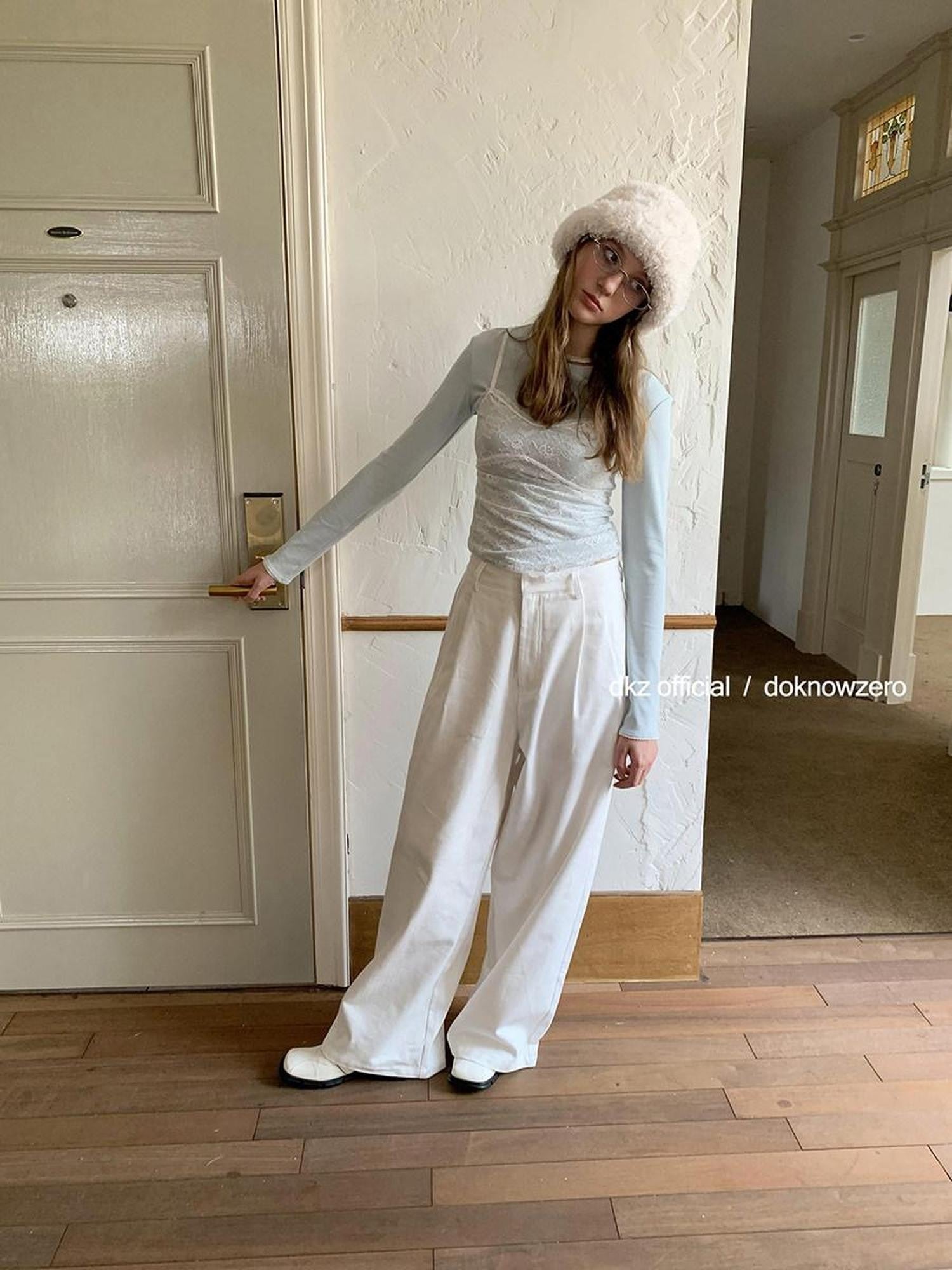 DKZ OFFICIAL White Pocket Draped Minimalist Women&