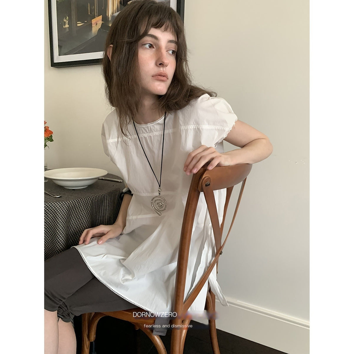 DKZ_OFFICIAL_White_Small_Flutter_Sleeve_Loose_Women&