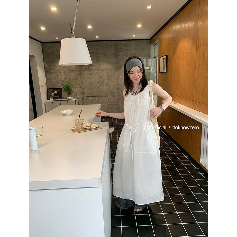 DKZ_OFFICIAL_White_U_Neck_Sleeveless_Pleated_Waist_Cinch_Women&