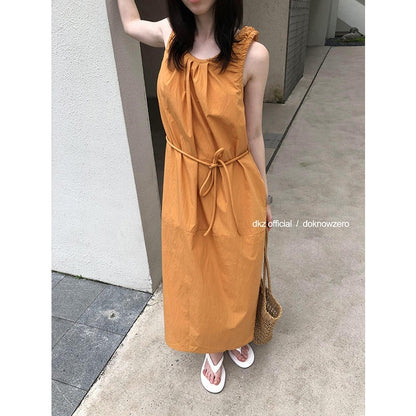 DKZ_OFFICIAL_White_U_Neck_Sleeveless_Pleated_Waist_Cinch_Women&