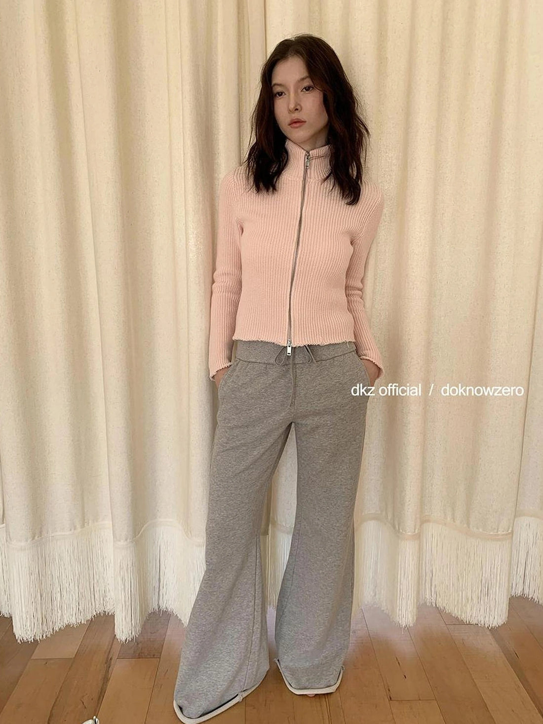 DKZ OFFICIAL Wide Waist Relaxed Flared Sweatpants