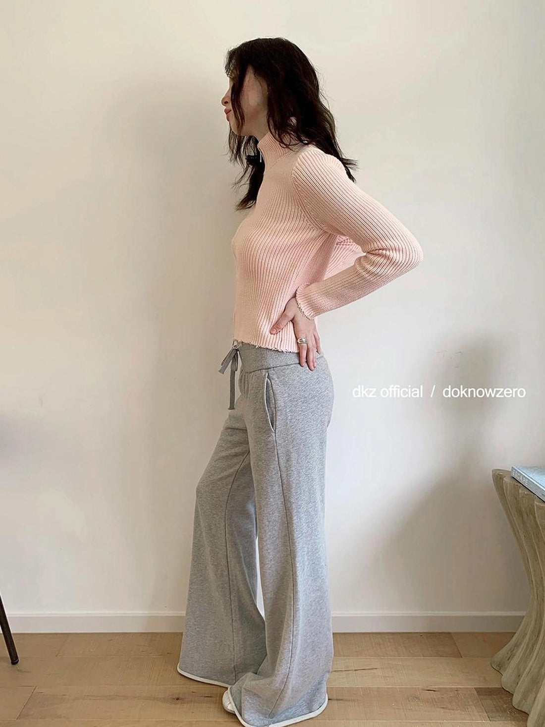 DKZ OFFICIAL Wide Waist Relaxed Flared Sweatpants