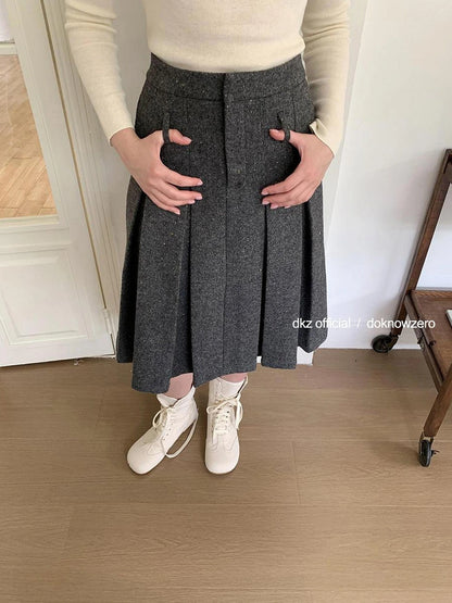 DKZ OFFICIAL Wool Blend Knitted Suit Set With Pleated Skirt