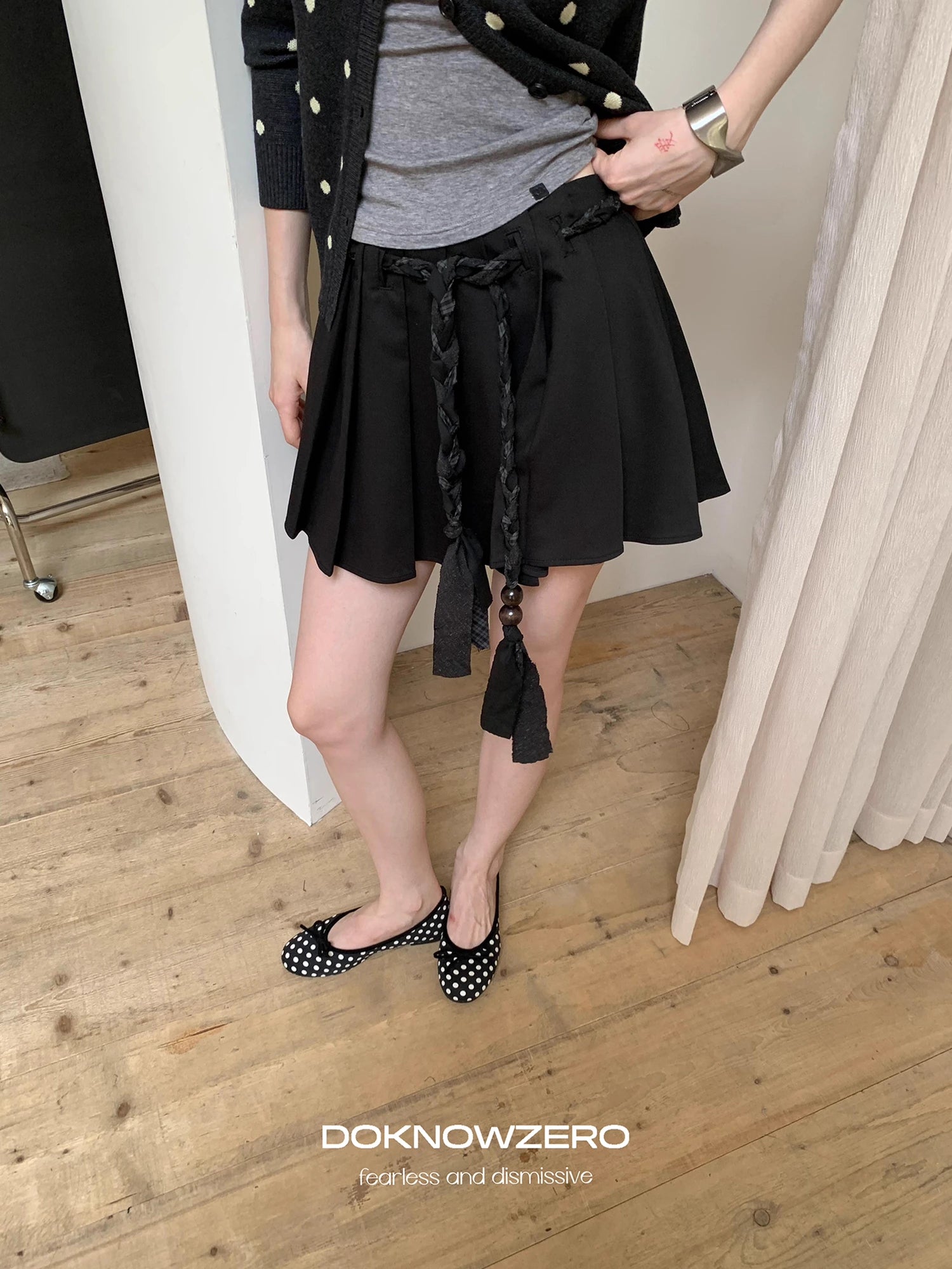 DKZ_OFFICIAL_Woven_Belt_Pleated_A_Line_Skirt_With_Built_In_Shorts_MISSTT