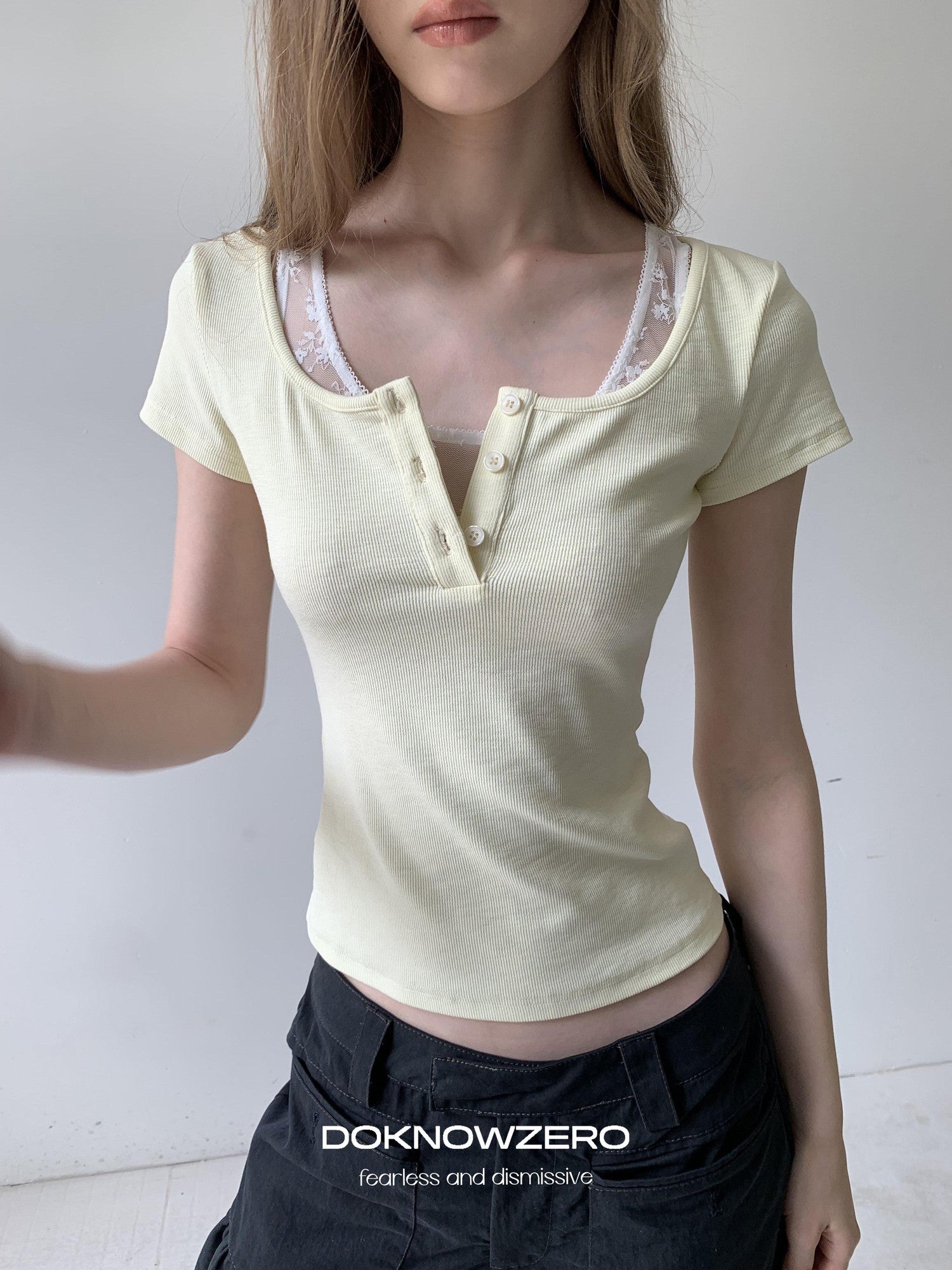 DKZ OFFICIAL Yellow Lace Splice Faux Two Piece Henley Women&
