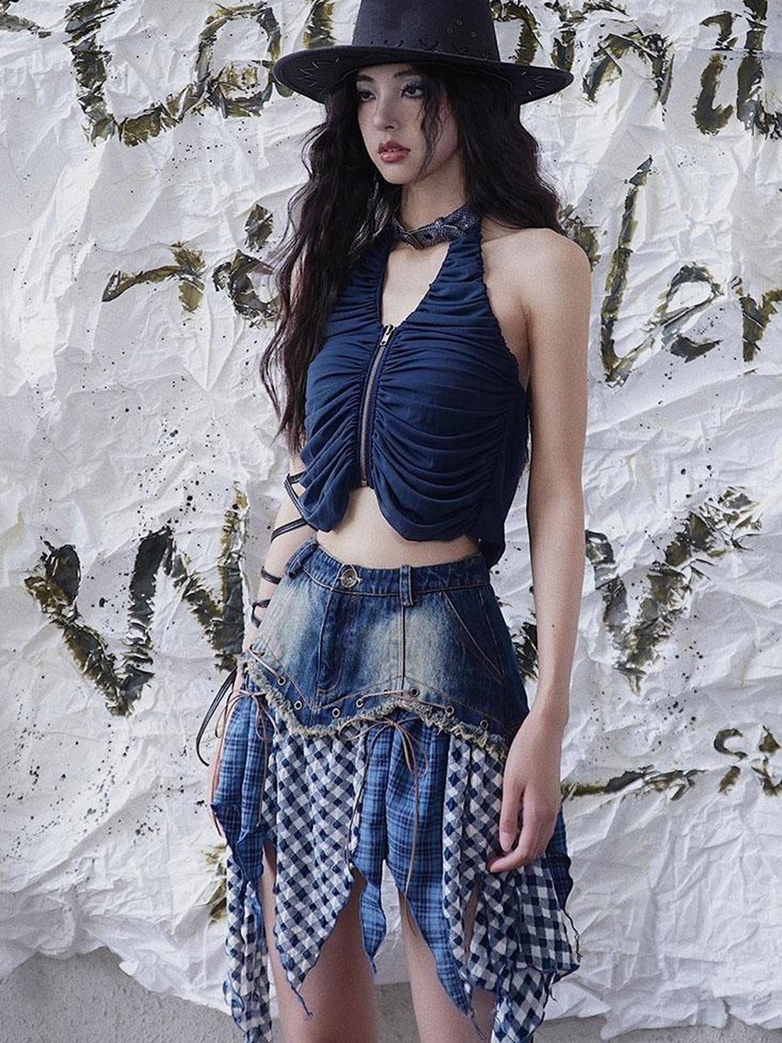WSW WUSHENWU Dangerously Alluring Backless Halter Top