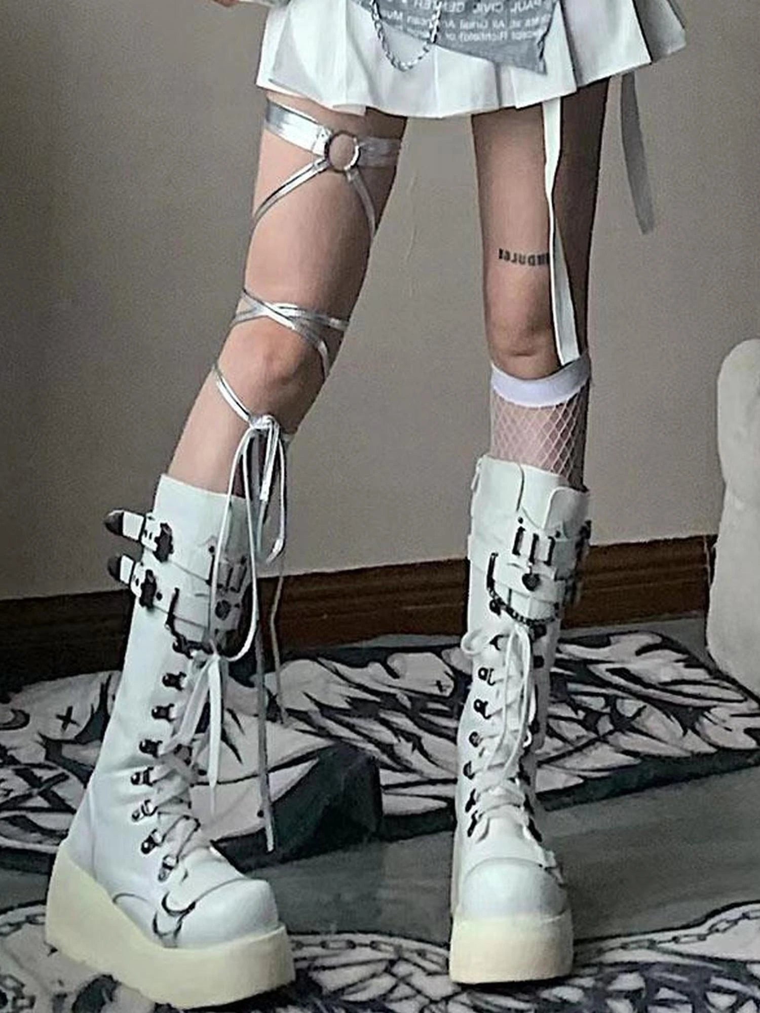 Dark Sister Leg Garter Trick Accessory