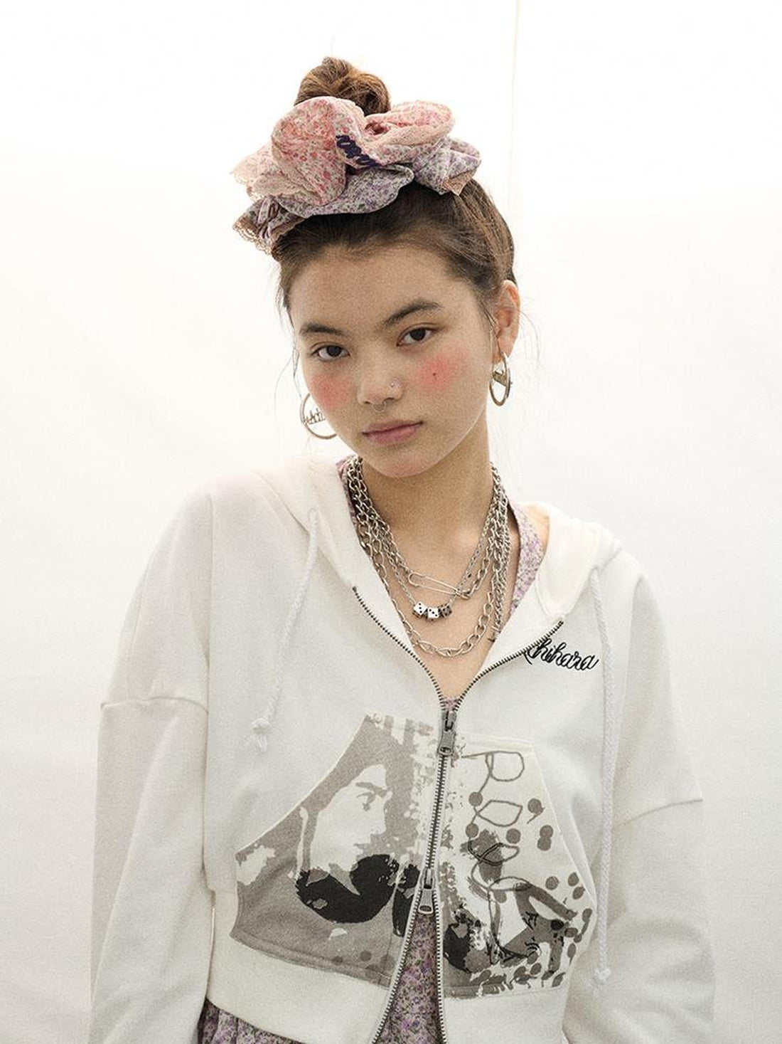 Achihara Daydream Floral Hair Tie