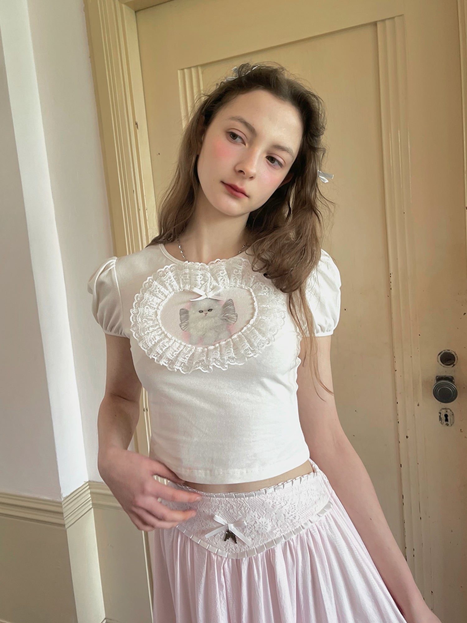 Daytoday Angel Cat Lace Bubble Sleeve Tie Front Tee