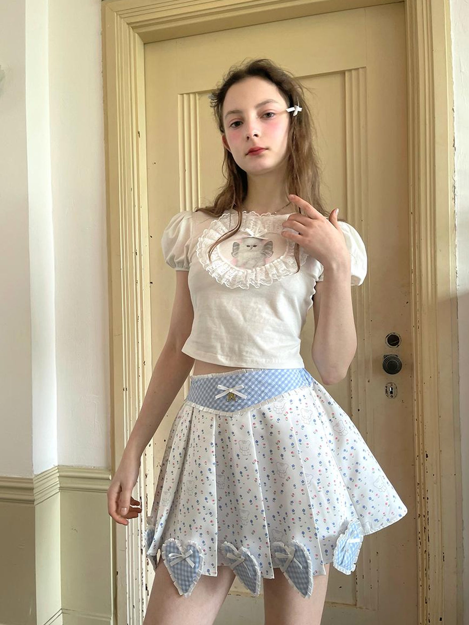 Daytoday Angel Cat Lace Bubble Sleeve Tie Front Tee