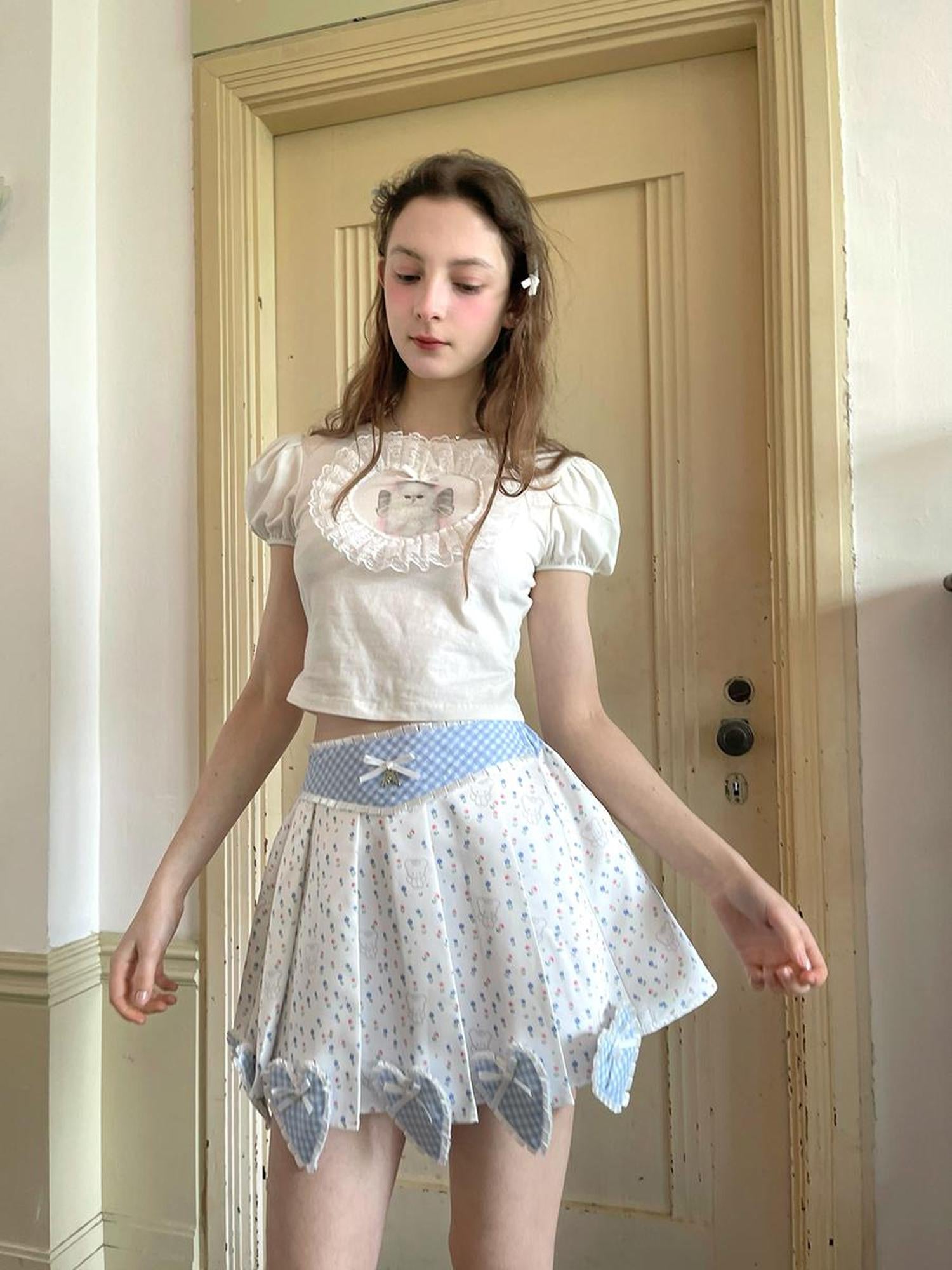 Daytoday Angel Cat Lace Bubble Sleeve Tie Front Tee