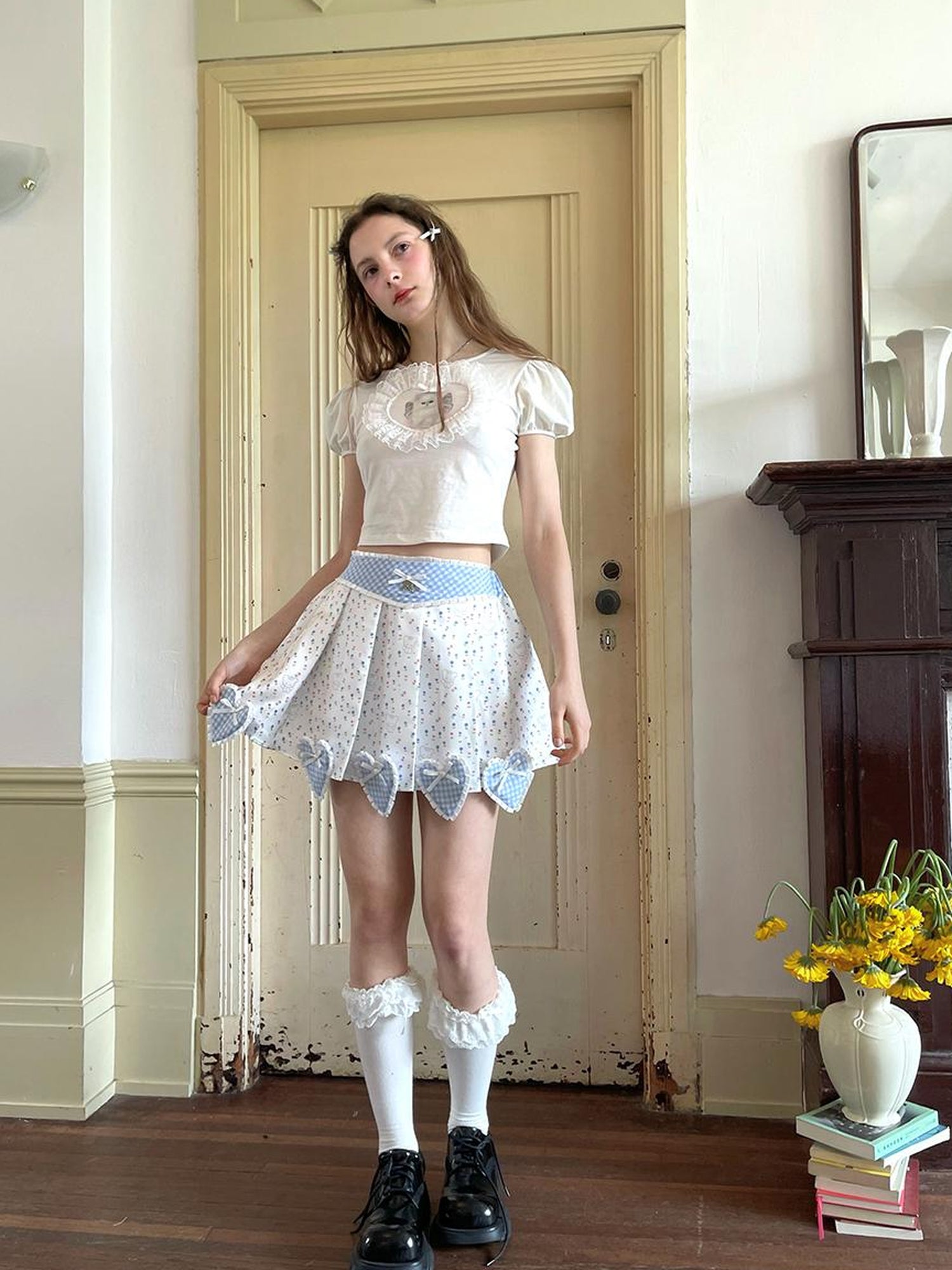 Daytoday Angel Cat Lace Bubble Sleeve Tie Front Tee