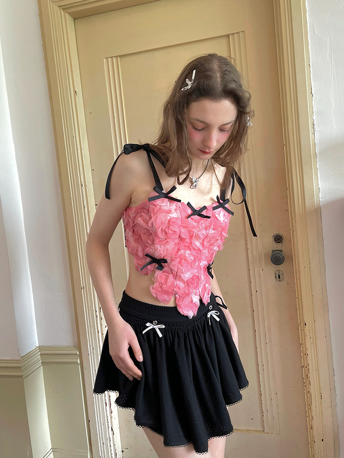 Daytoday Angel Tear Rose Jacquard Bow Tie Vest