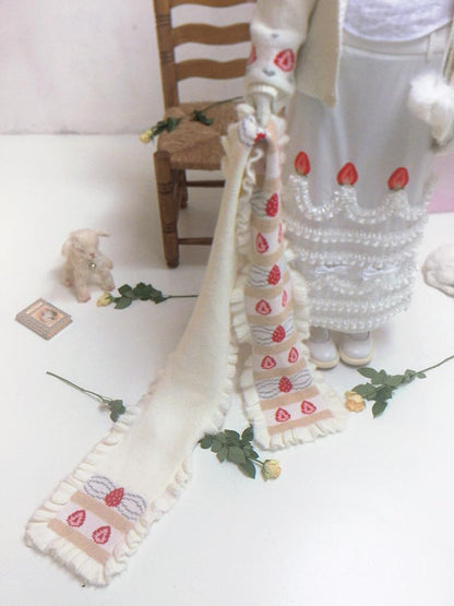Daytoday Cream Strawberry Jacquard Ruffle Women&