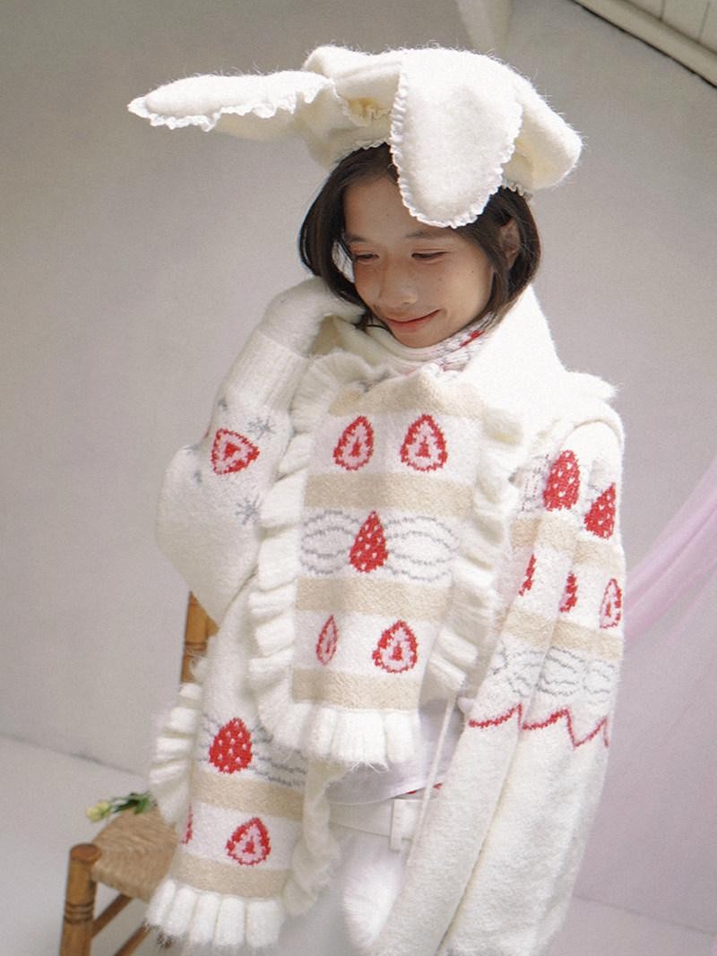 Daytoday Cream Strawberry Jacquard Ruffle Women&