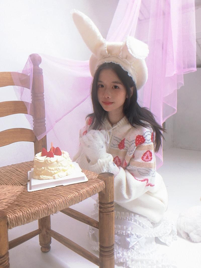 Daytoday Creamy Strawberry Jacquard Hooded Women&