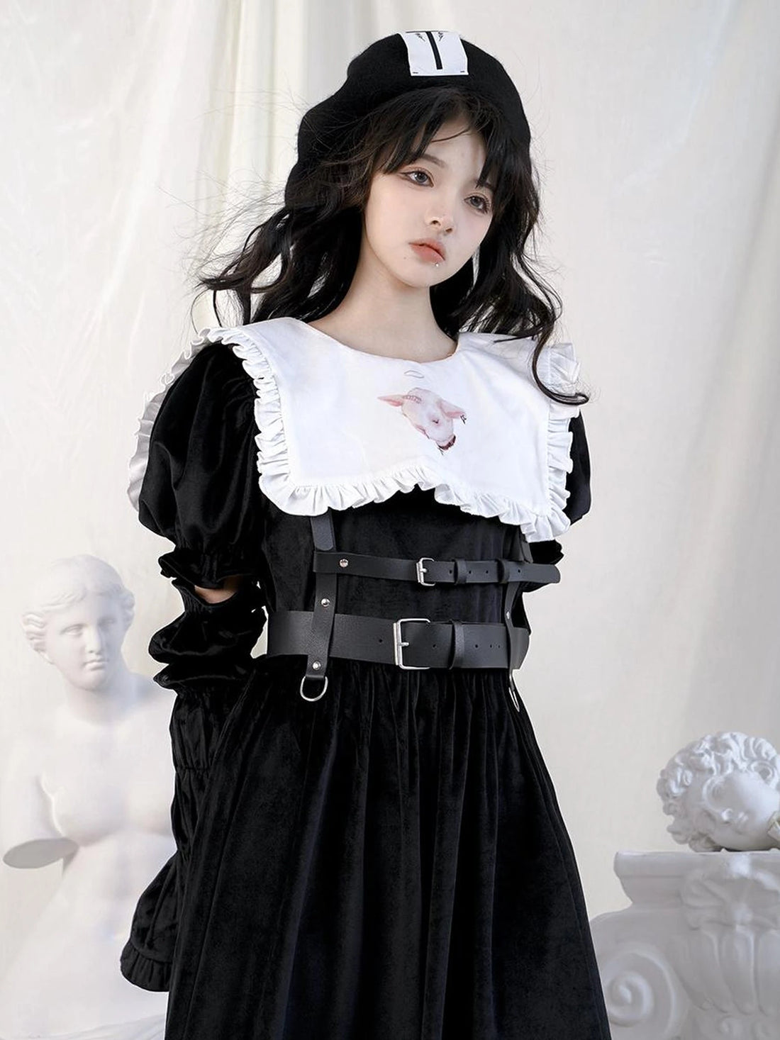 Cross Rose Jacquard Black White Beret