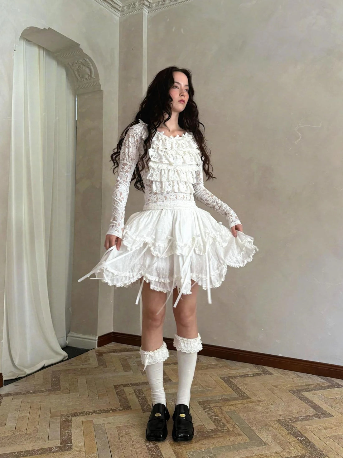 Fairy Tale Lace Trim Stretch Top Long Sleeve Sun Protection Layering V-neck T-shirt