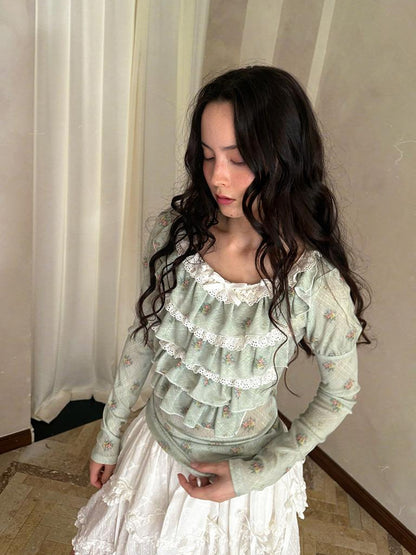 Daytoday Fairy Tale Lace Trim Stretch Top Long Sleeve Sun Protection Layering V-neck T-shirt