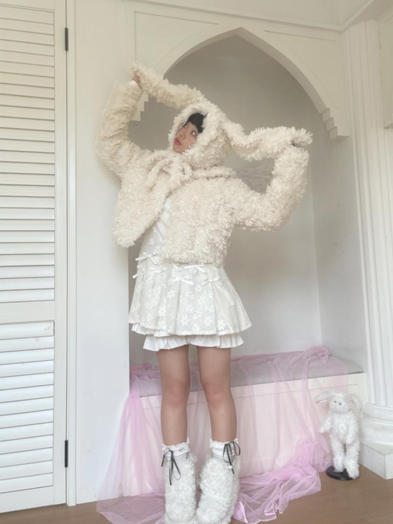 Daytoday Faux Fur Bow Tie Short Coat