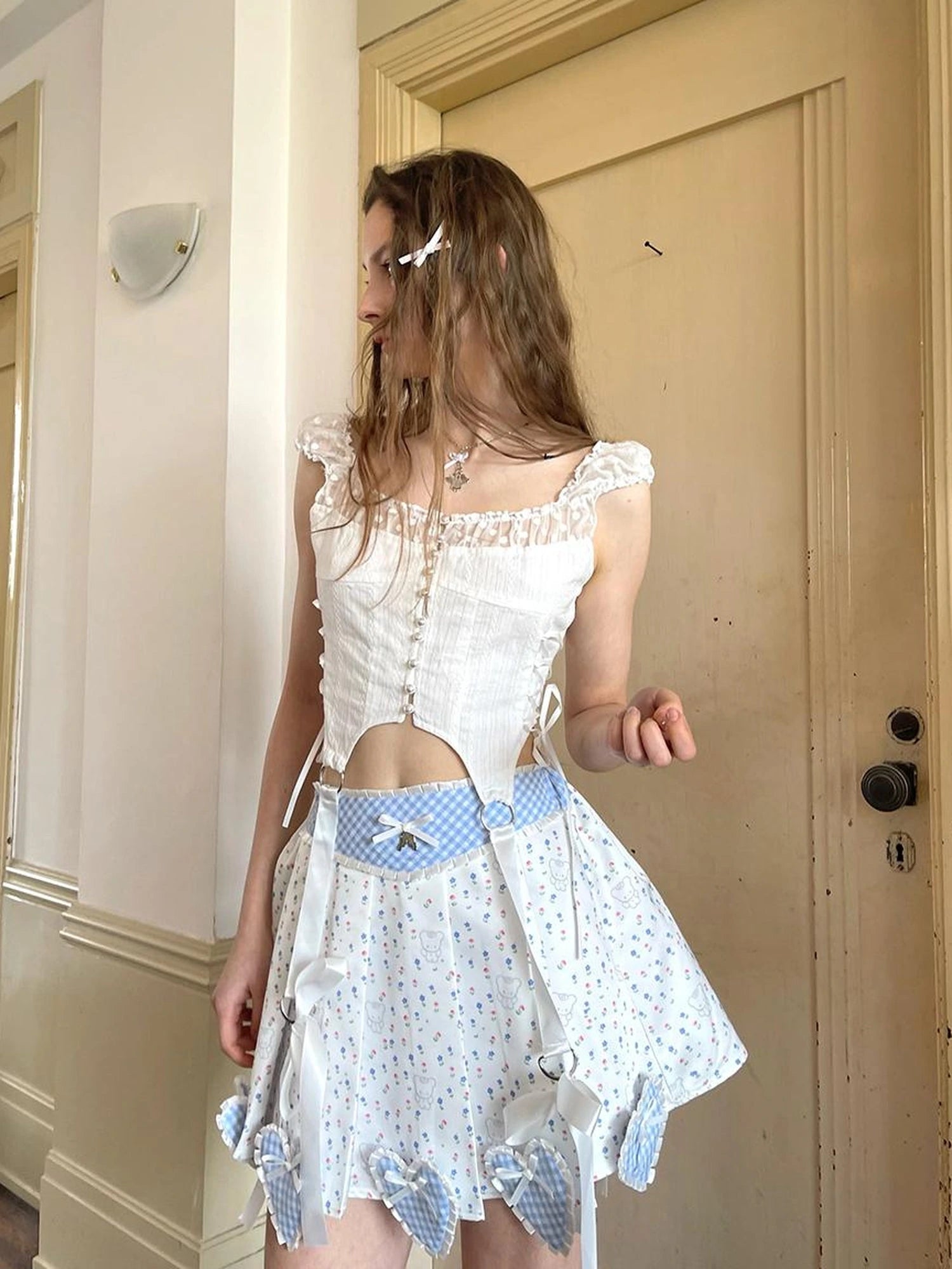 Floral Lace Pleated Mini Skirt With Angel Tears Print