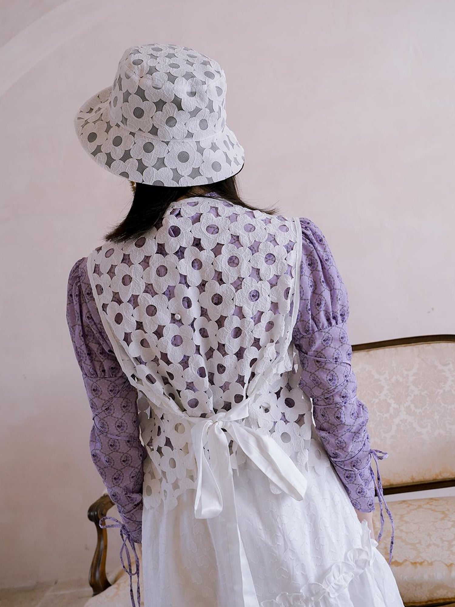 Daytoday Floral Pearl Checkered Bucket Hat