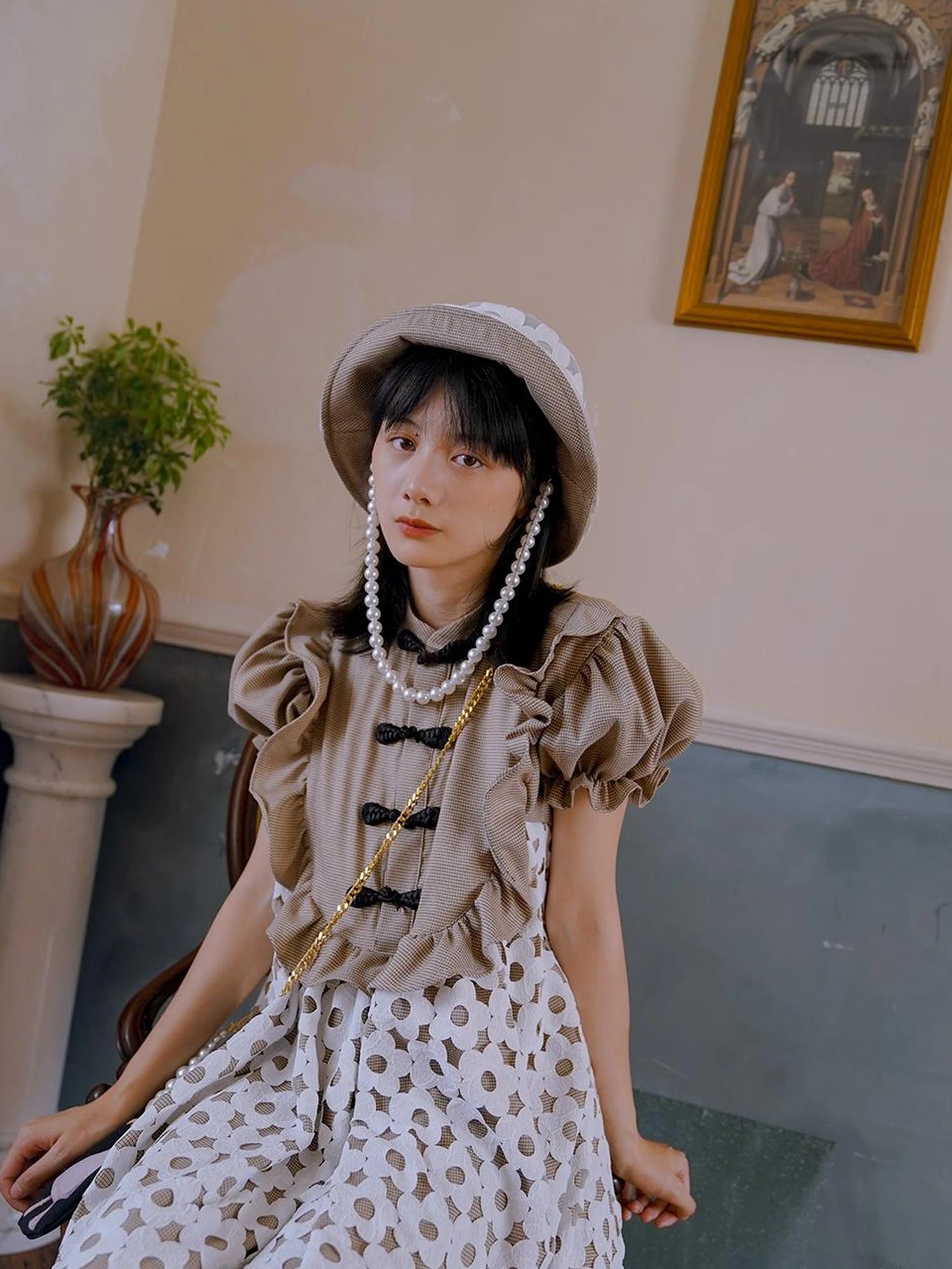 Floral Pearl Checkered Bucket Hat