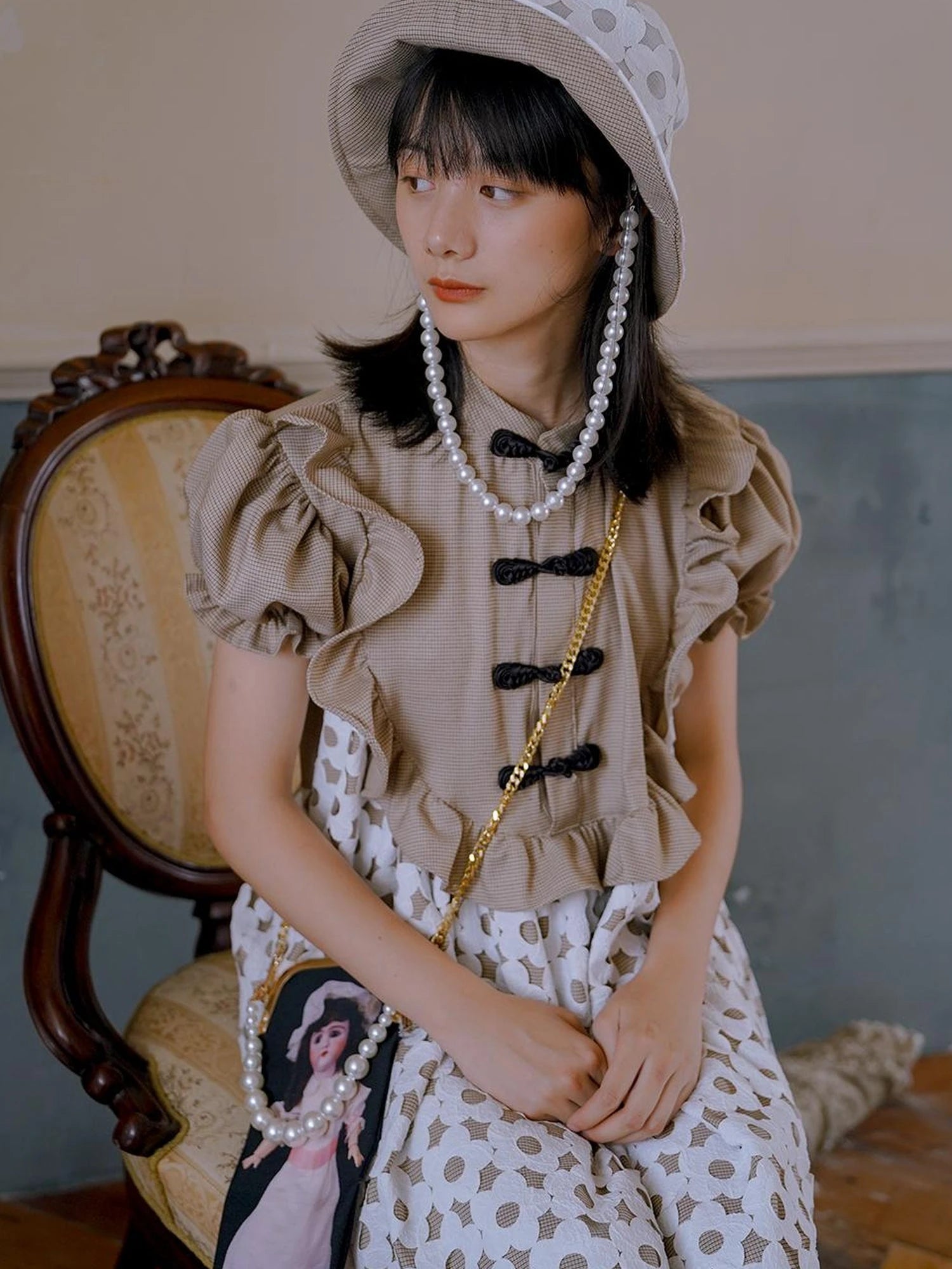 Floral Pearl Checkered Bucket Hat