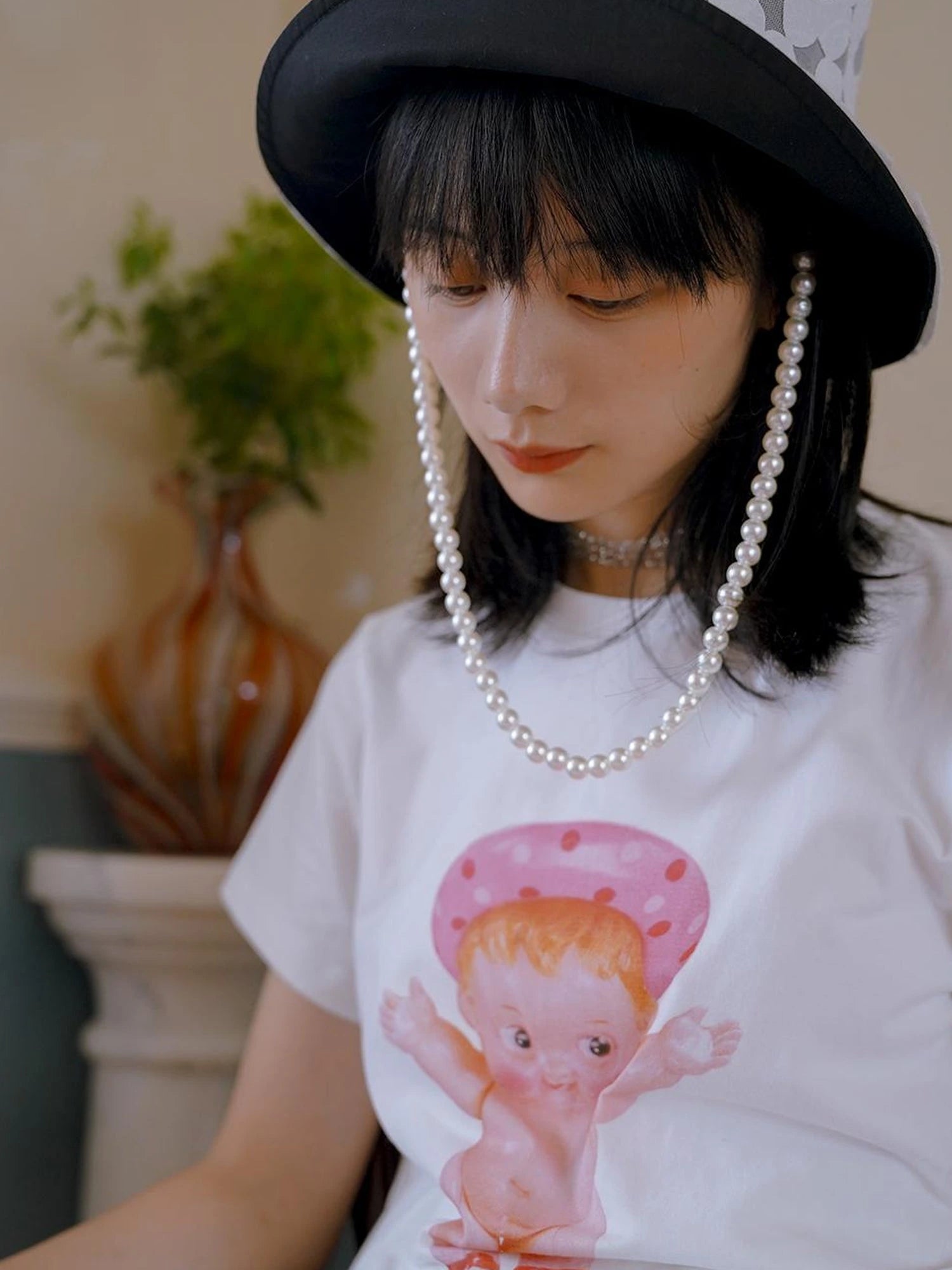 Floral Pearl Checkered Bucket Hat